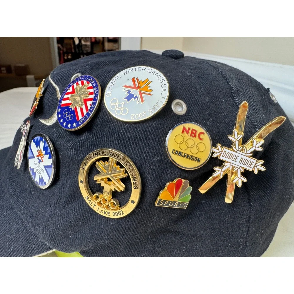Salt Lake 2002 Winter Olympics Hat Black Strapback with‎ 15+ Vintage Pins Rare
